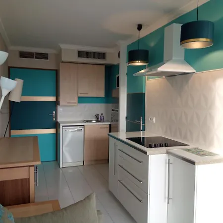 Апартаменты Cap Hermes Фрежюс